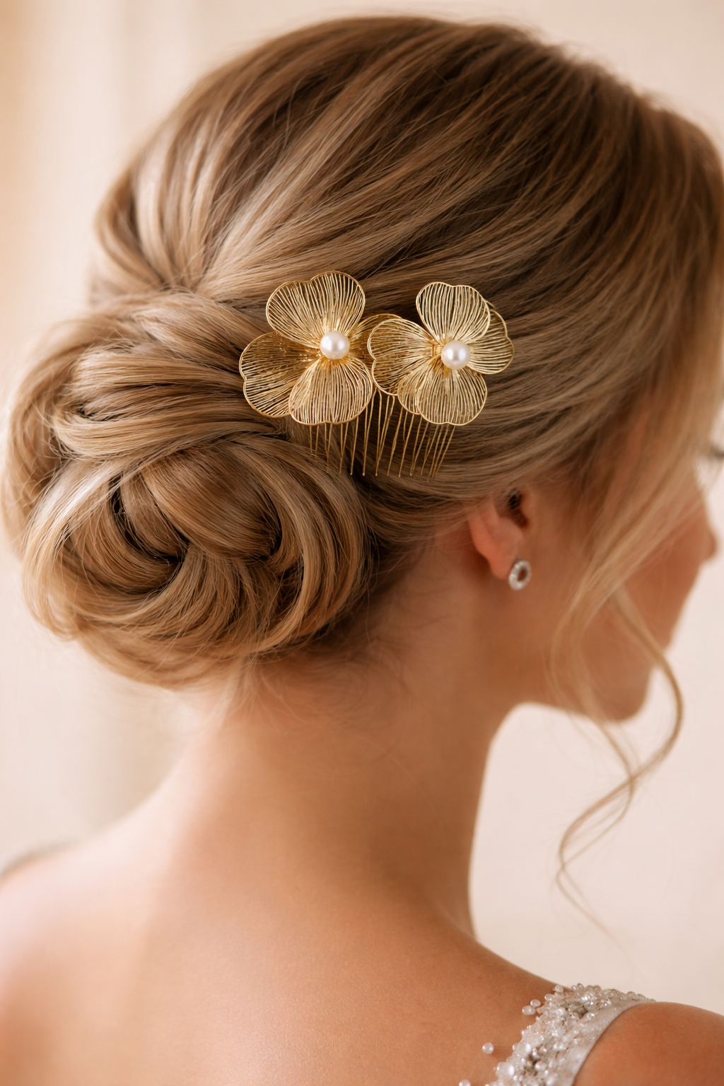 Celeste Pearl Hair Comb