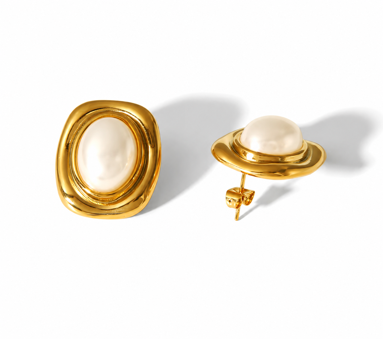 Pearl Statement Earrings (Gold)