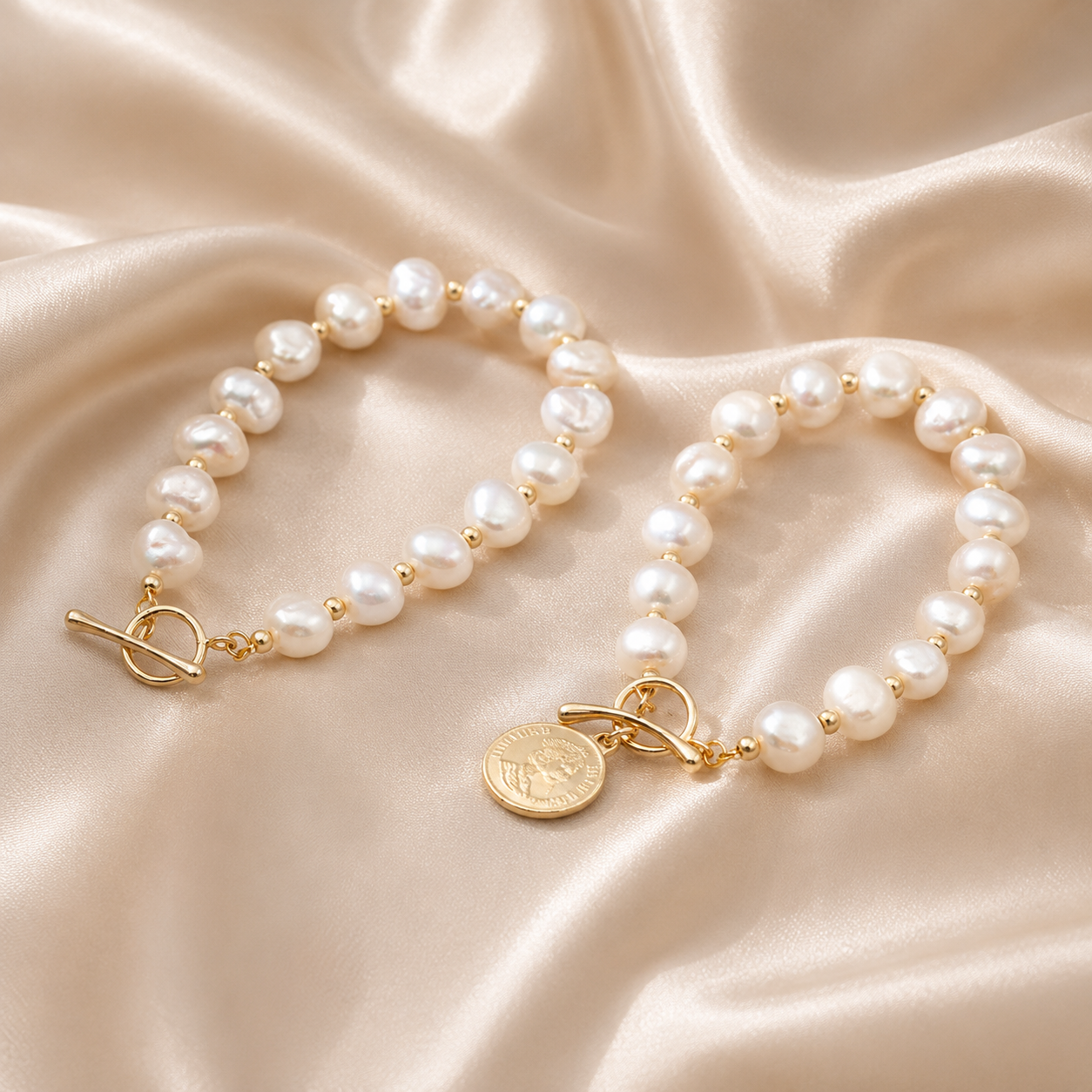 Luna Pearl Toggle Bracelet
