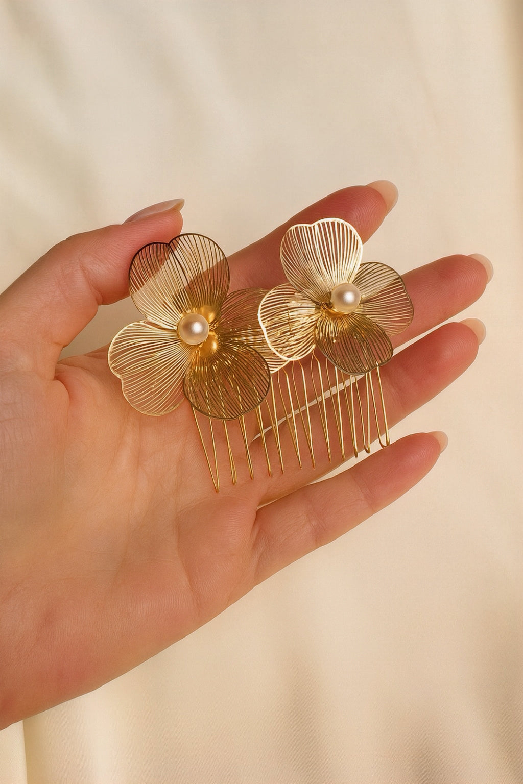 Celeste Pearl Hair Comb